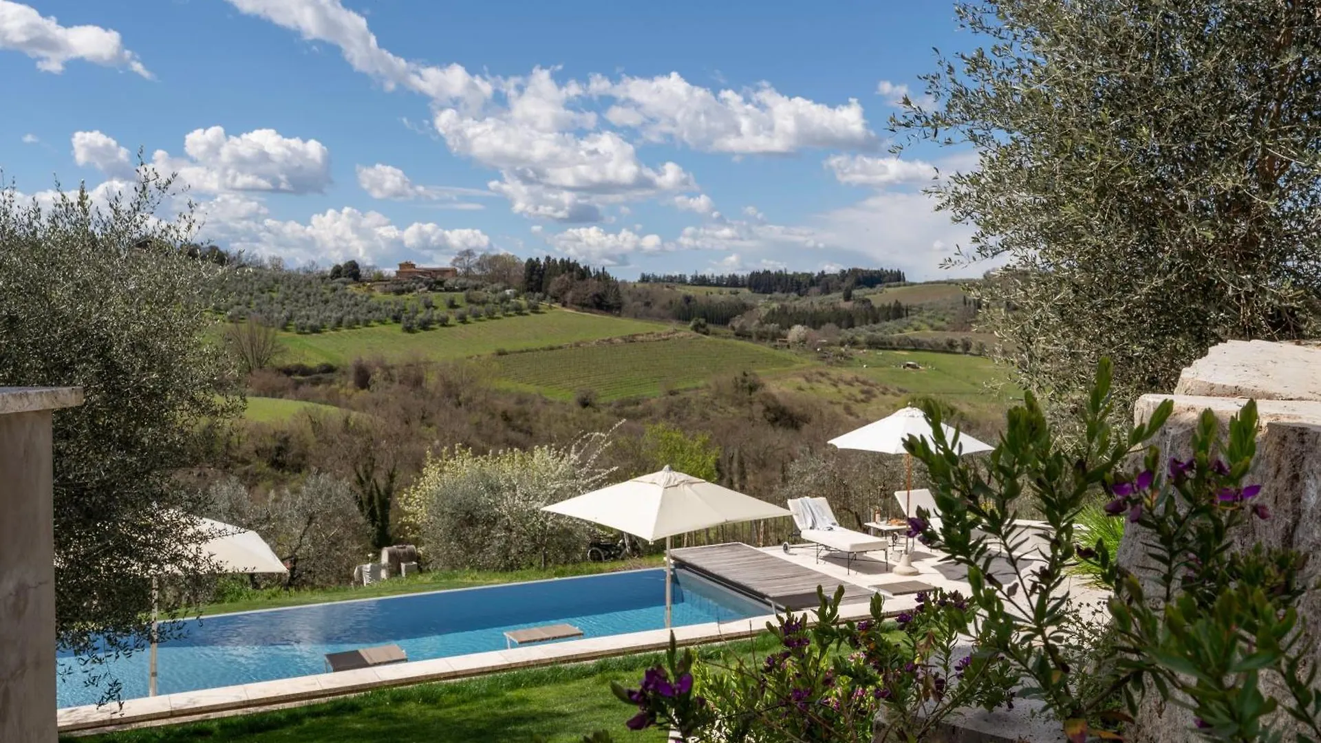 Podere Le Casette - Flo Apartments Tavarnelle Val di Pesa 0*,  Italia
